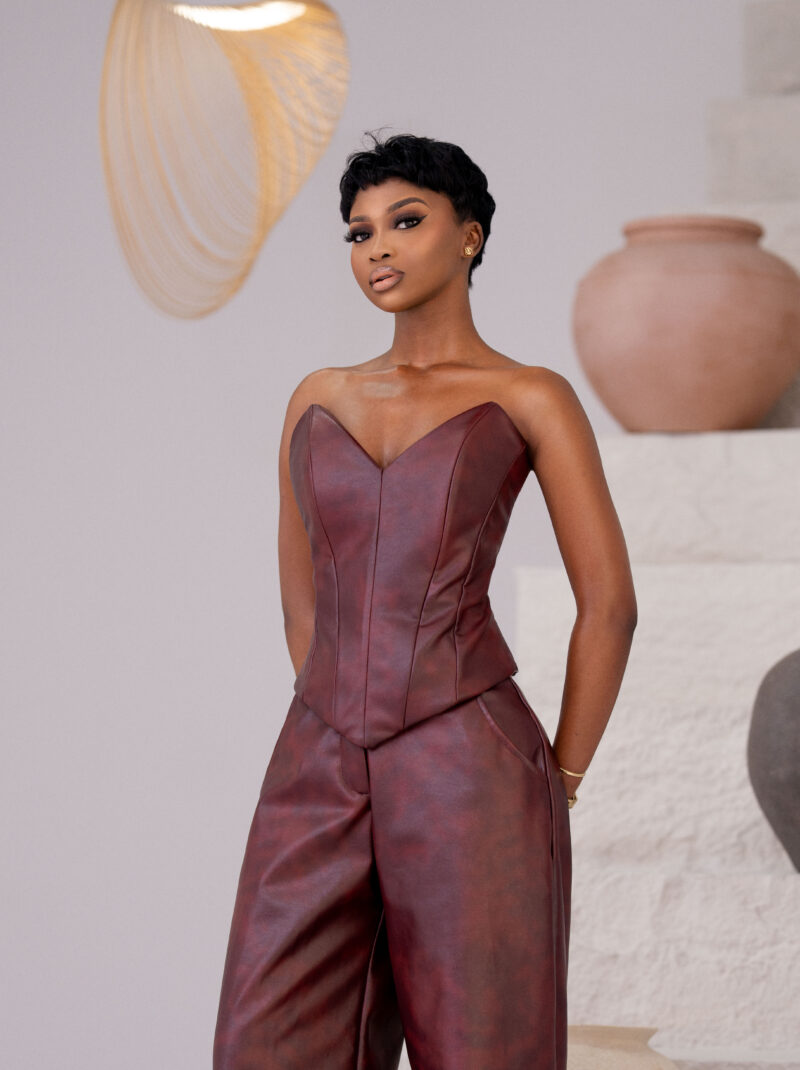 Garnet '67 Victorian Set